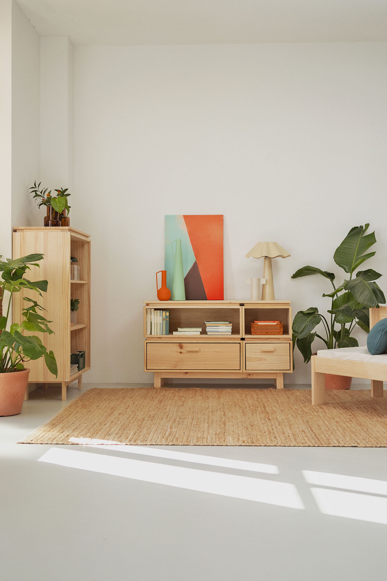 LIBE&AIKA<br />Nuovi mobili TV<br />con modulo a giorno.