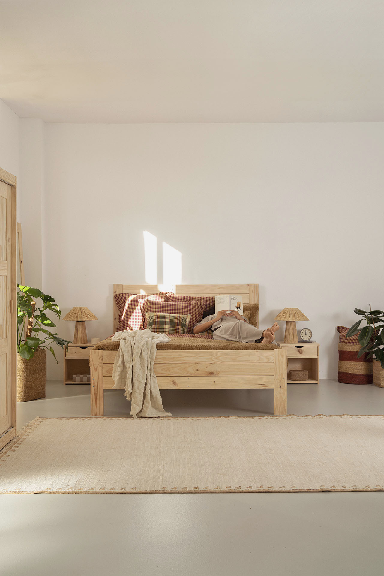 AROA<br />Un nuovo design<br />chesi collega alle<br />nostre radici