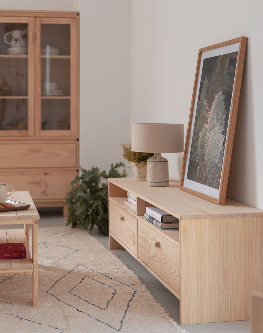 NINAO mueble TV con 2 cajones