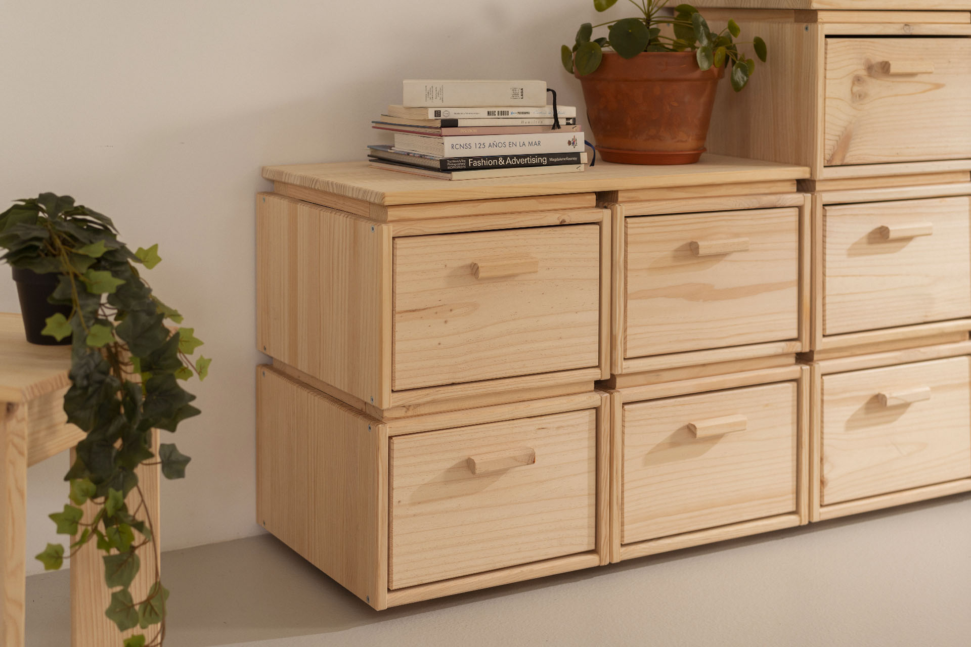 LIBE mueble archivador con 4 cajones